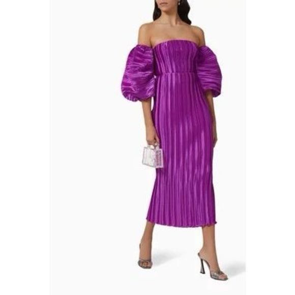 L'IDEE Sirene Off-shoulder Pleated Midi Dress - Picture 2 of 9